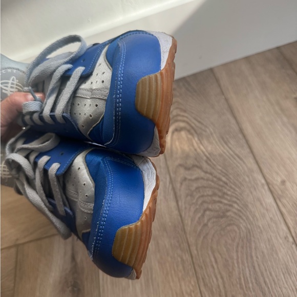 Nike AIR HUARACHE RUN - Picture 4 of 5